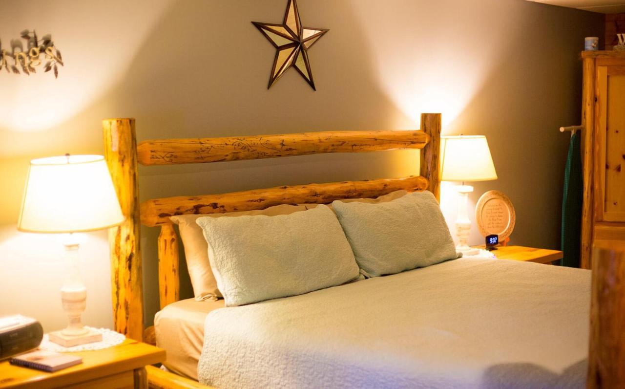 Blessing Lodge By Amish Country Lodging Berlin Exterior foto